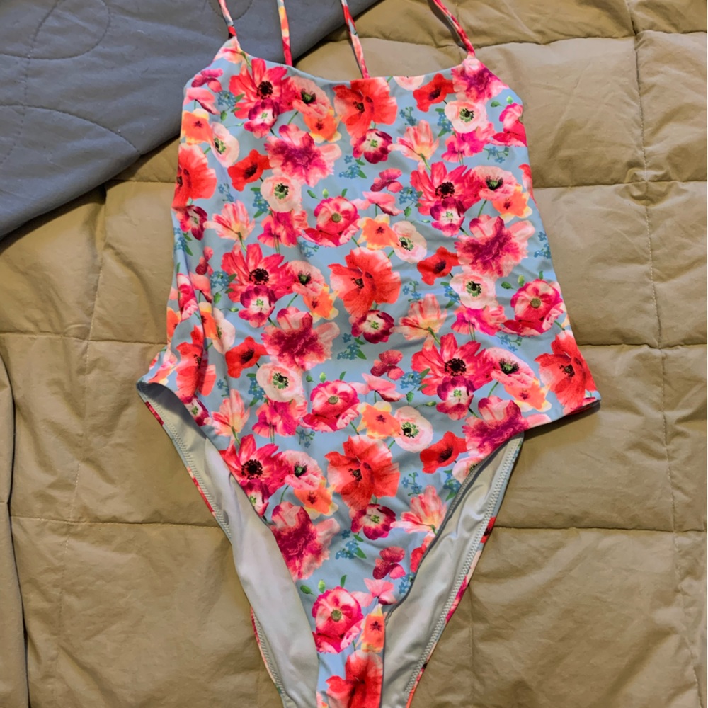 Victoria’s Secret - Large floral swimsuit